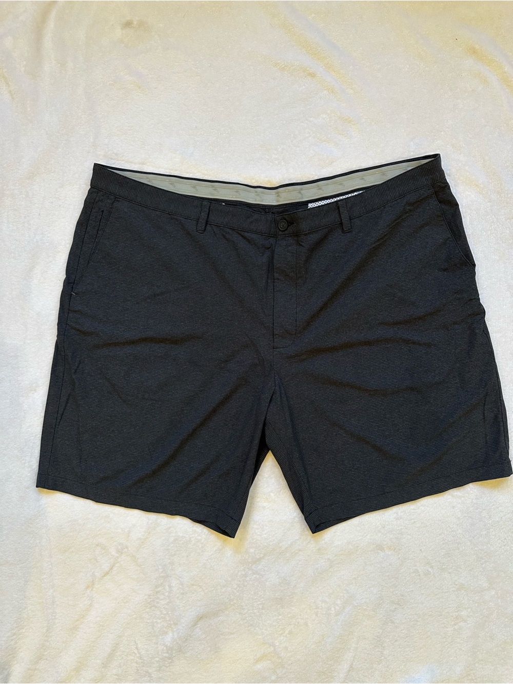 Tommy Bahama Black Gray Shorts - Classic Everyday Style